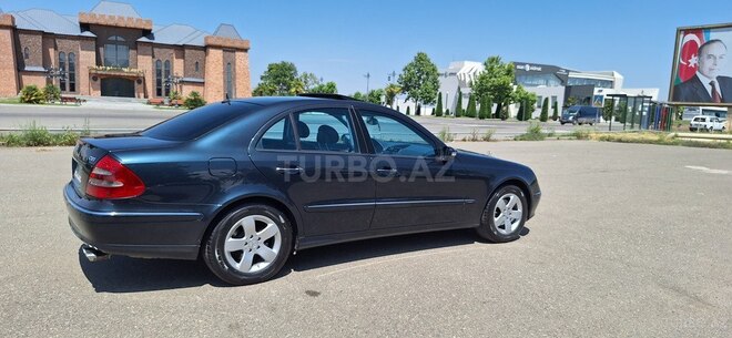 Mercedes E 270 2003, 400,000 km - 2.7 l - Bakı