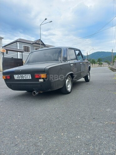 LADA (VAZ) 21011