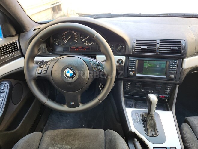 BMW 525