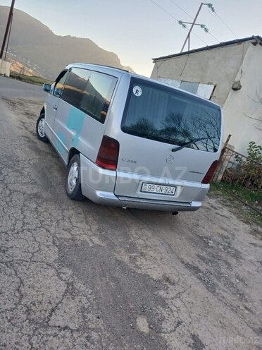 Mercedes Vito