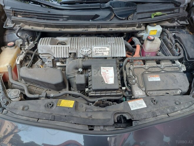 Toyota Prius 2014, 210,000 km - 1.8 l - Bakı