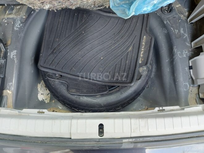 Toyota Prius 2014, 210,000 km - 1.8 l - Bakı