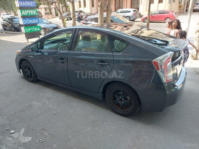 Toyota Prius 2014, 210,000 km - 1.8 l - Bakı