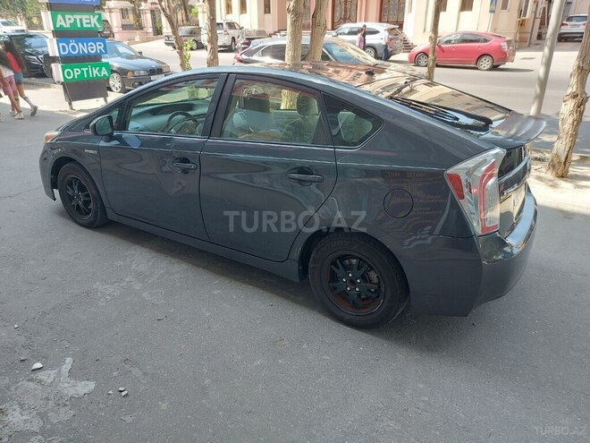 Toyota Prius 2014, 210,000 km - 1.8 l - Bakı
