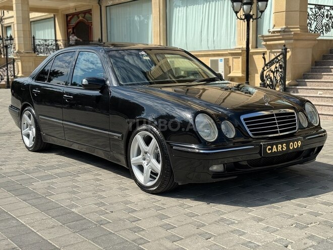 Mercedes E 240