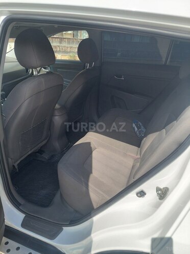 Kia Sportage 2011, 260,000 km - 2.0 l - Bakı