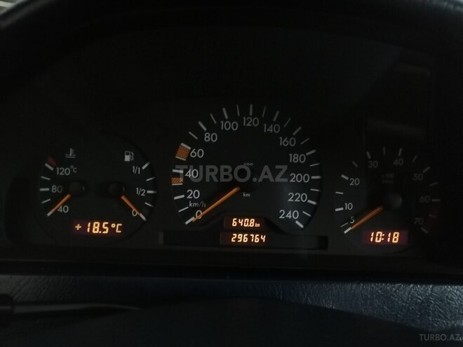 Mercedes C 180 1999, 296,764 km - 1.8 l - Tovuz