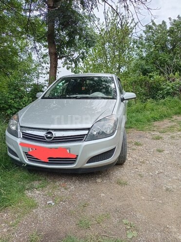 Opel Astra 2007, 250,000 km - 1.3 l - Şəki