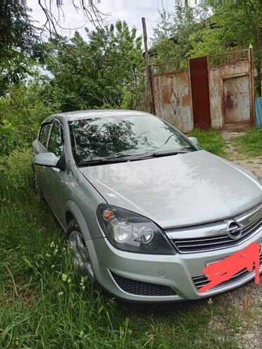 Opel Astra 2007, 250,000 km - 1.3 l - Şəki