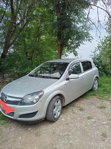 Opel Astra 2007, 250,000 km - 1.3 l - Şəki