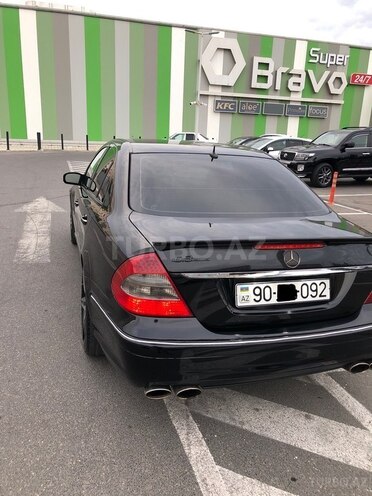 Mercedes E 320