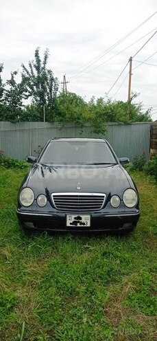 Mercedes E 320 2000, 368,000 km - 3.2 л - Lənkəran