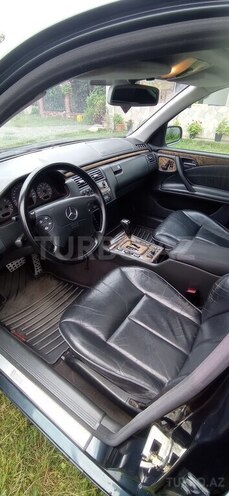 Mercedes E 320 2000, 368,000 km - 3.2 л - Lənkəran