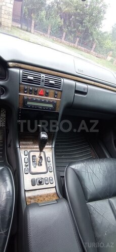 Mercedes E 320 2000, 368,000 km - 3.2 л - Lənkəran