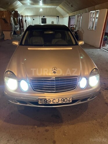 Mercedes E 270