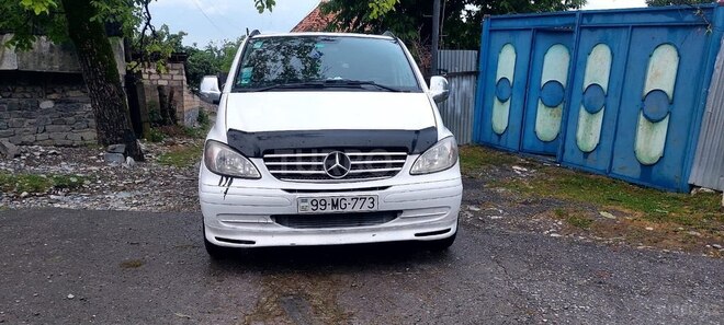 Mercedes Vito 111