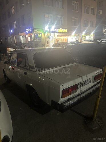 LADA (VAZ) 2107