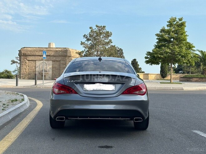 Mercedes CLA 250