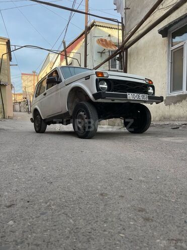 LADA (VAZ) Niva