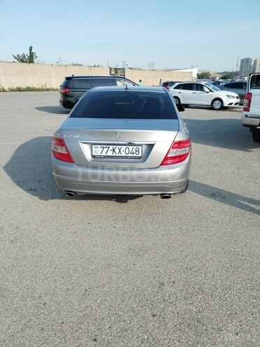 Mercedes C 230