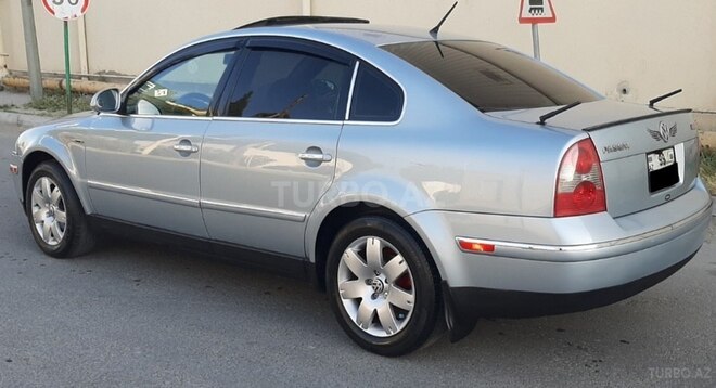 Volkswagen Passat 2004, 335,000 km - 1.8 l - Bakı