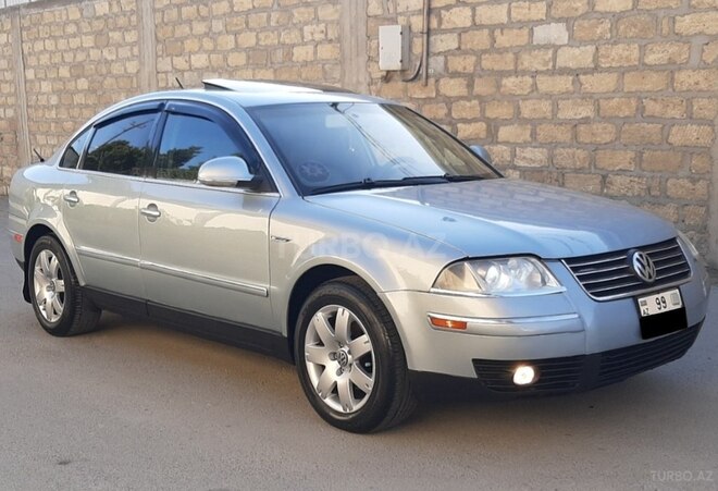 Volkswagen Passat 2004, 335,000 km - 1.8 l - Bakı
