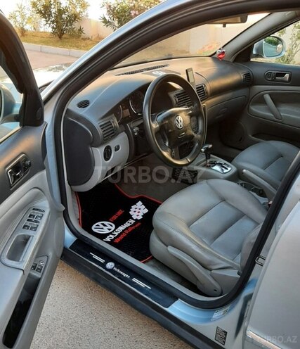 Volkswagen Passat 2004, 335,000 km - 1.8 l - Bakı