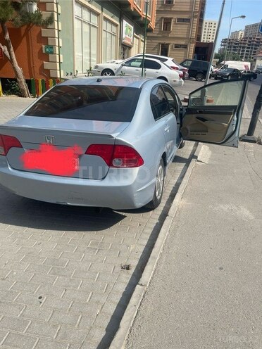 Honda Civic 2006, 200,000 km - 1.3 l - Bakı