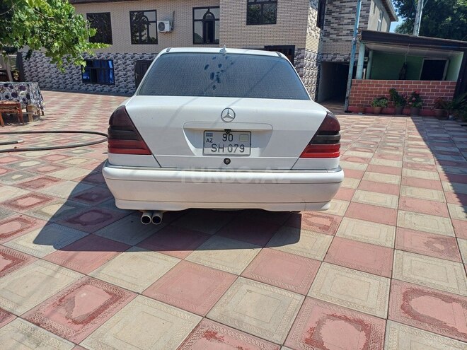 Mercedes C 230 1998, 395,410 km - 2.3 l - Astara