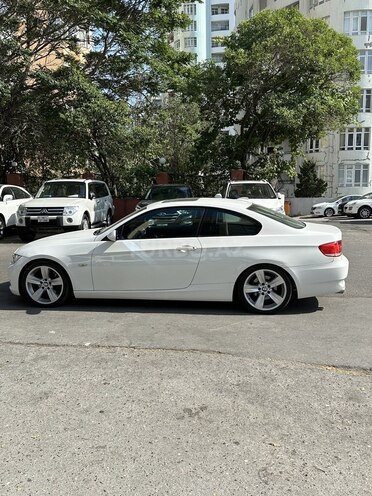 BMW 325