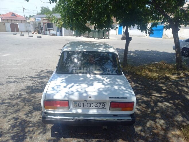 LADA (VAZ) 2107