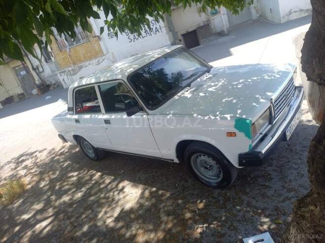 LADA (VAZ) 2107