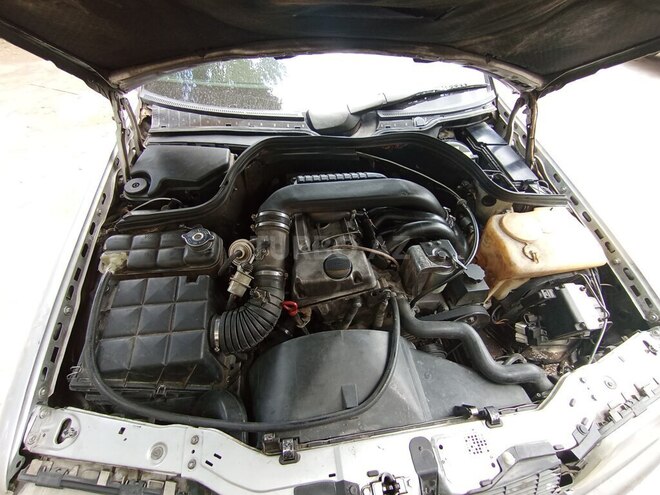 Mercedes C 220 d 1996, 200,000 km - 2.2 l - Salyan