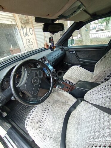 Mercedes C 220 d 1996, 200,000 km - 2.2 l - Salyan