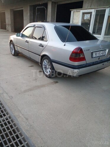 Mercedes C 220 d 1996, 200,000 km - 2.2 l - Salyan