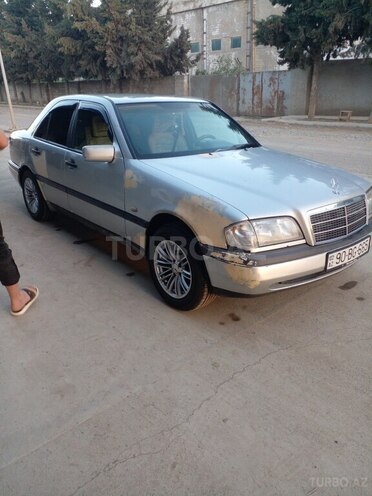 Mercedes C 220 d 1996, 200,000 km - 2.2 l - Salyan