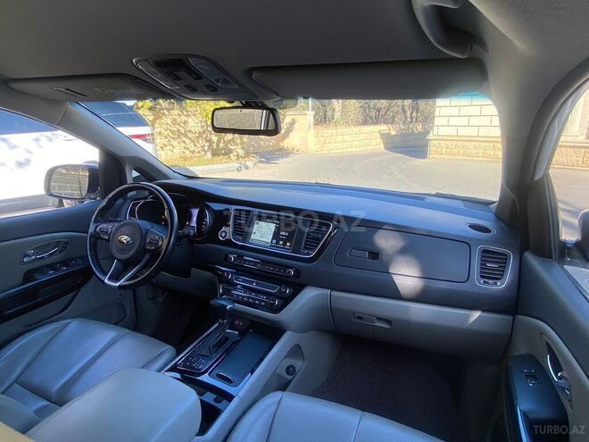 Kia Carnival 2017, 86,000 km - 2.2 л - Bakı