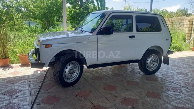 LADA (VAZ) Niva