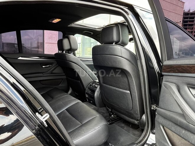 BMW 528 2003, 240,000 km - 2.0 l - Bakı