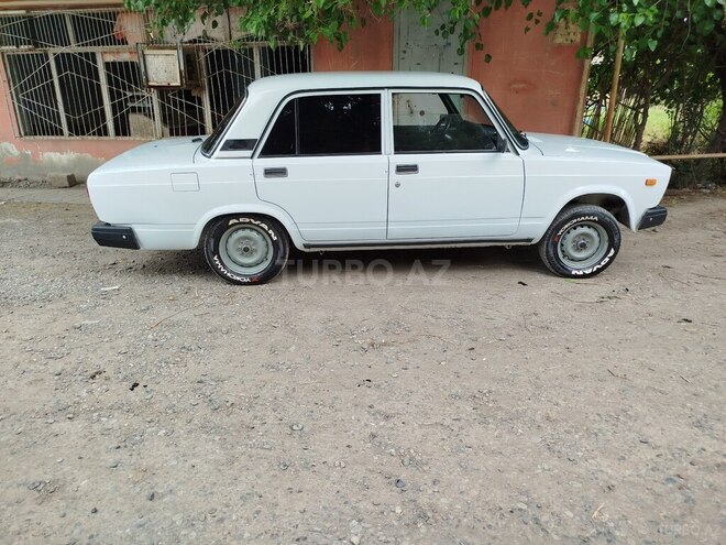 LADA (VAZ) 2107