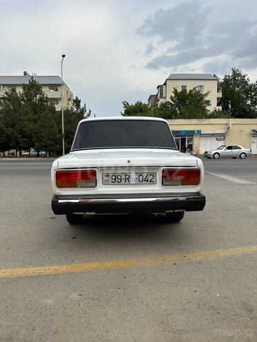 LADA (VAZ) 2107