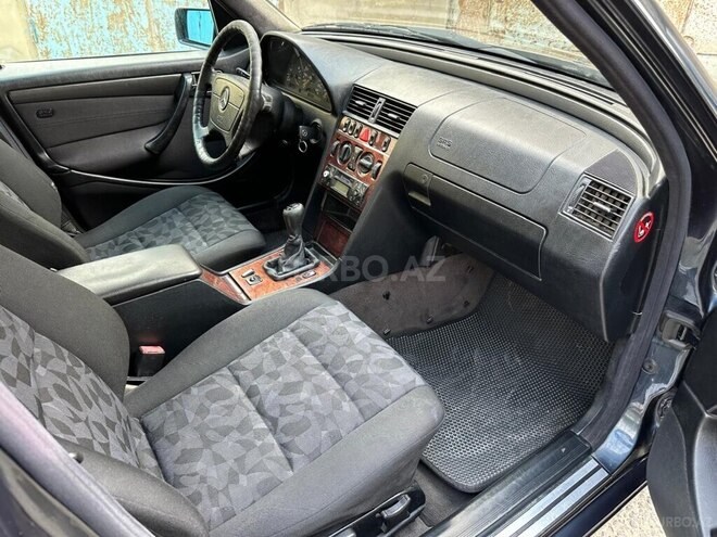 Mercedes C 180 1999, 232,000 km - 1.8 l - Sumqayıt