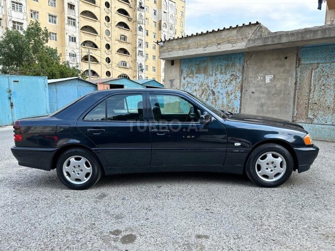 Mercedes C 180 1999, 232,000 km - 1.8 l - Sumqayıt