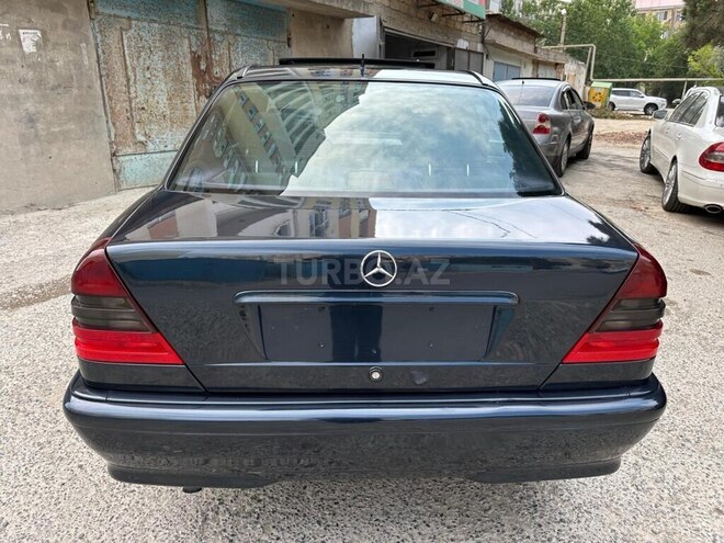 Mercedes C 180 1999, 232,000 km - 1.8 l - Sumqayıt