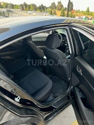 Hyundai Elantra 2019, 130,569 km - 1.4 l - Bakı