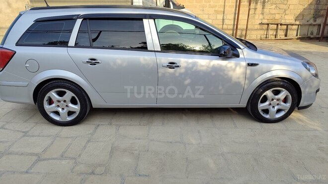 Opel Astra 2006, 303,514 km - 1.3 l - Bakı