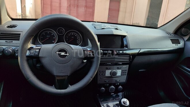 Opel Astra 2006, 303,514 km - 1.3 l - Bakı