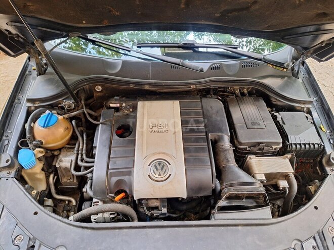 Volkswagen Passat 2005, 256,500 km - 2.0 l - Bakı