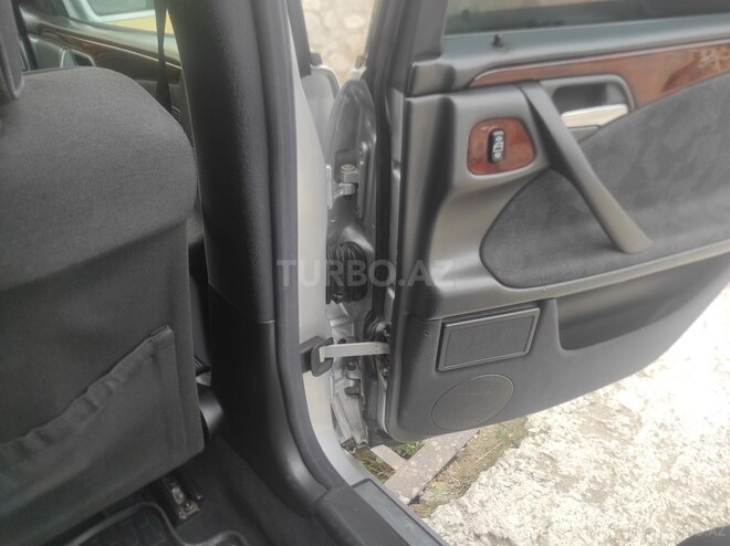 Mercedes E 240 2000, 290,000 km - 2.4 l - Şəmkir