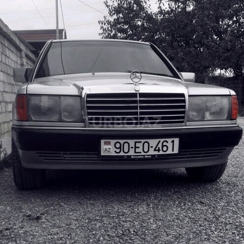 Mercedes 190